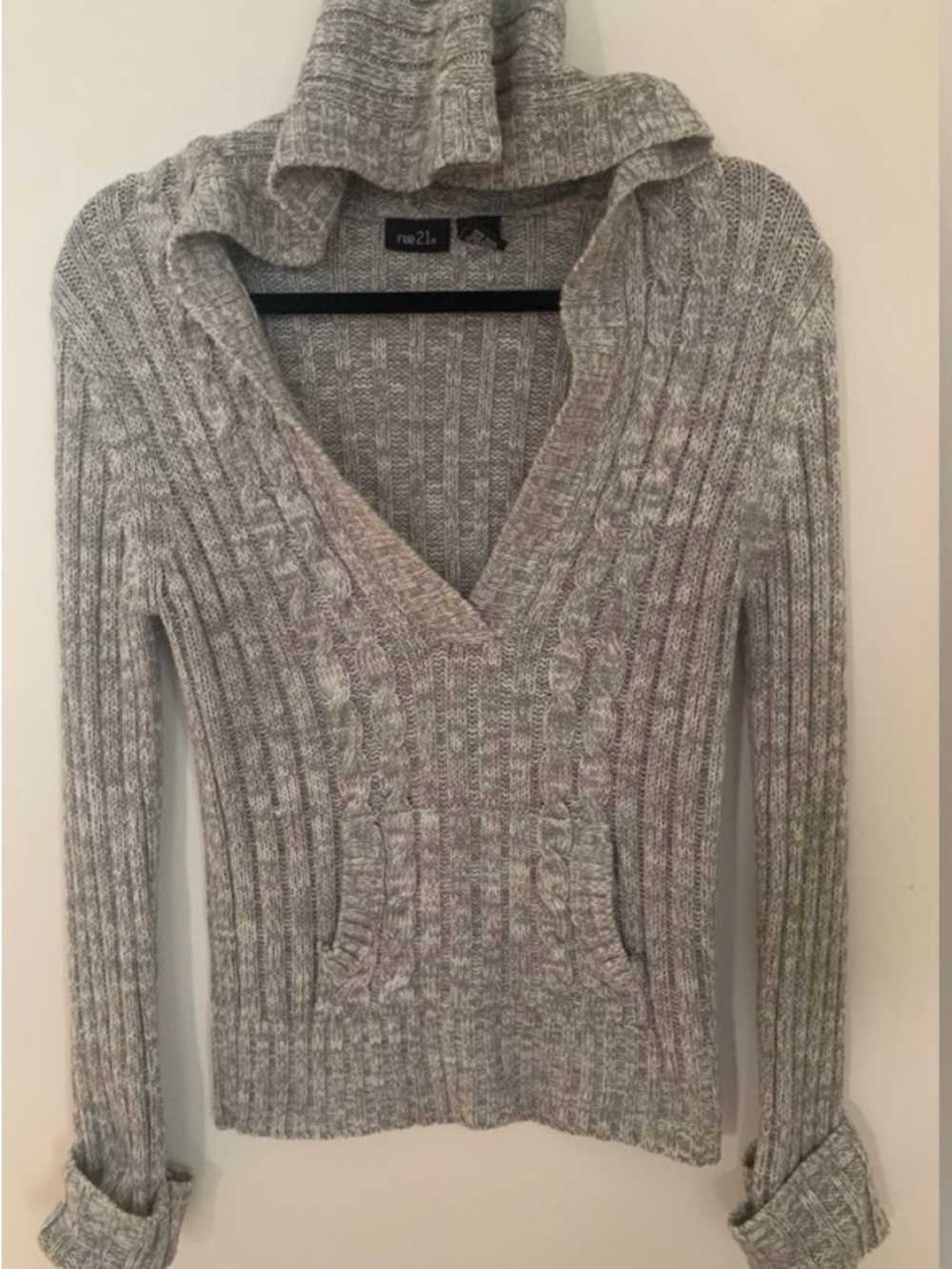 Rue21 Gray Hooded V-Neck Cable Knit Sweater